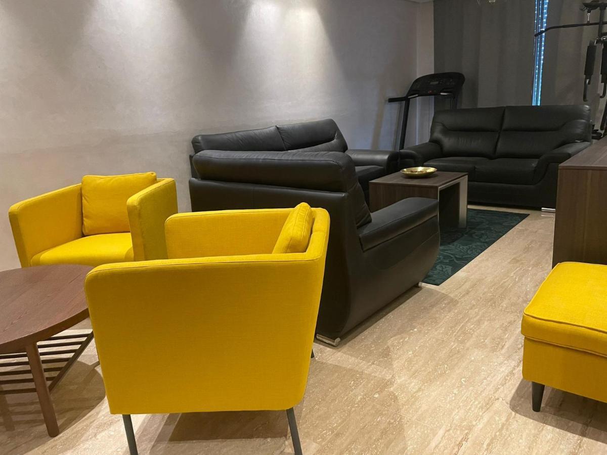 Appartement Haut Standing Proche Gare Casa Voyageur Casablanca Esterno foto